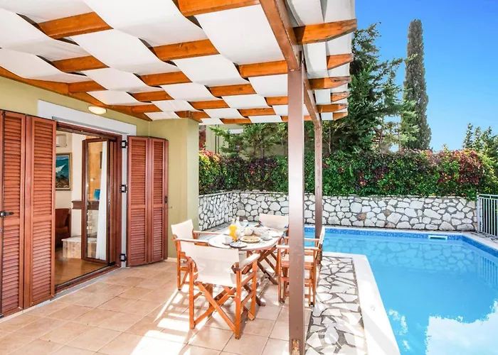 Willa Erato Nikitas By Áyios Nikítas